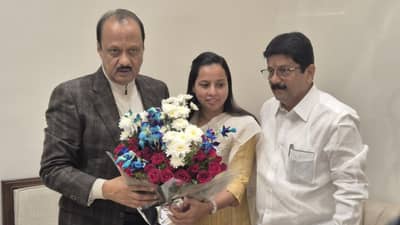 अजित पवार ॲक्टिव्ह होताच शरद पवार गटाचा आमदार भेटीला, म्हणाला त्यांच्या चेहऱ्यावर...