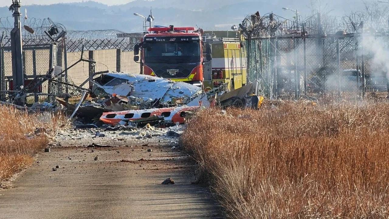 South Korea Plane Crash : एका तांत्रिक गडबडीने 179 प्रवाशांचे घेतले प्राण, कॅनडात प्रवाशी वाचले बालंबाल, Video...