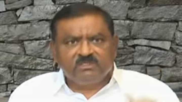 Suresh Dhas : पुण्यातील FC रोडवर आकांकडून 7 दुकानं बुक, आकाकडे किती संपत्ती? सुरेश धसांचा गौप्यस्फोट Suresh Dhas : पुण्यातील FC रोडवर आकांकडून 7 दुकानं बुक, आकाकडे किती संपत्ती? सुरेश धसांचा गौप्यस्फोट