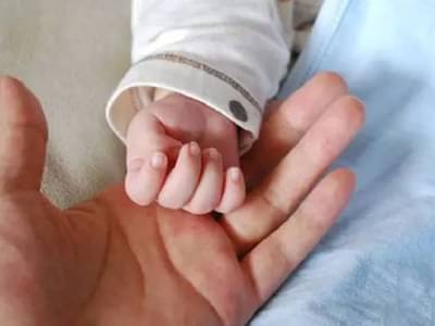 4 मुलं जन्माला घाला अन् 32 लाख मिळवा, या देशाची तेथील नागरिकांना खुली ऑफर