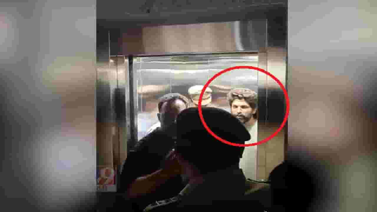 Allu Arjun Arrest :  साऊथ सुपरस्टार अल्लू अर्जुनला ‘पुष्पा 2’प्रकरणी अटक, नेमकं काय घडलं?