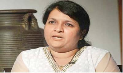 प्रकरण तापलं! जर मुंडे, कराड यांच्याकडून..., अंजली दमानियांचा लक्ष्मण हाकेंना थेट इशारा