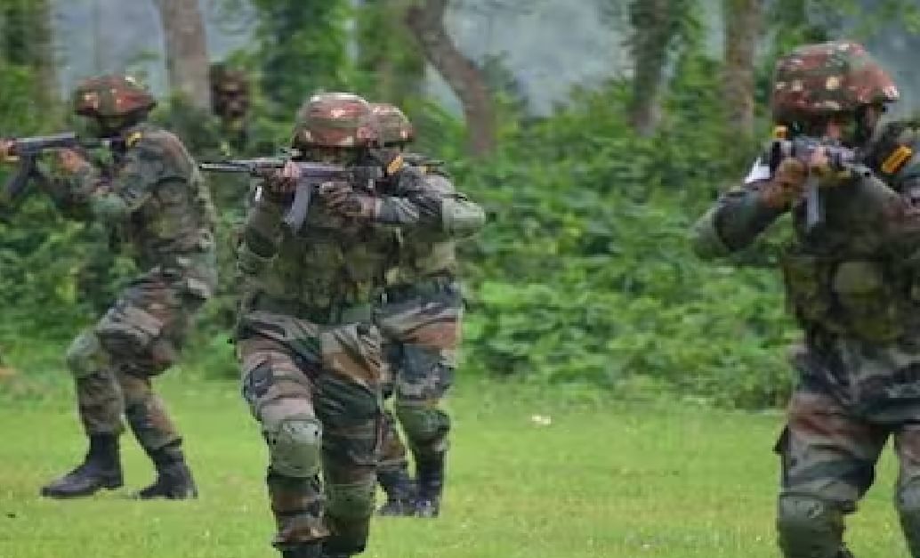 युद्धाच्या रणनिती नुसार भारतीय सैन्याला चटगांव बंदरावर हल्ला करायचा होता. आणि पाकिस्तानी नौकांना उद्धवस्त करण्याची योजना भारतीय सैन्याने आखली होती.