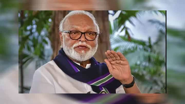 गृहमंत्रीपदावरून कोणताही पेच नाही - छगन भुजबळ गृहमंत्रीपदावरून कोणताही पेच नाही - छगन भुजबळ