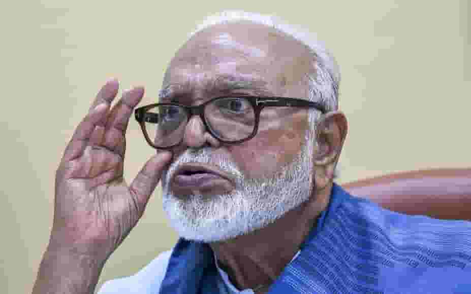 अजित पवार नाराज छगन भुजबळांनी मनधरणी करणार? नाराजी दूर करण्यासाठी दादांसह 'हे' दोन नेते भेट घेणार अजित पवार नाराज छगन भुजबळांनी मनधरणी करणार? नाराजी दूर करण्यासाठी दादांसह 'हे' दोन नेते भेट घेणार