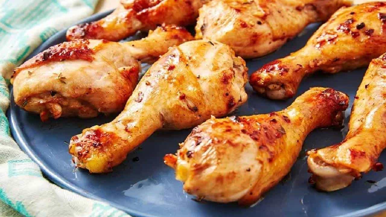 चिकन खाल्ल्याने खरंच वजन कमी होतं का? जाणून घ्या चिकन खाण्याची योग्य पद्धत