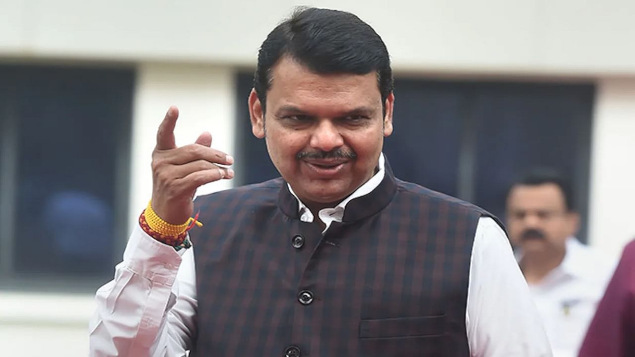 मोठी बातमी! दावोसमध्ये पहिल्याच दिवशी महाराष्ट्राचा डंका; 5 लाख कोटींची विक्रमी गुंतवणूक मोठी बातमी! दावोसमध्ये पहिल्याच दिवशी महाराष्ट्राचा डंका; 5 लाख कोटींची विक्रमी गुंतवणूक