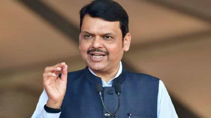 Devendra Fadnavis on Saif Attack : सैफवरील हल्ल्याच्या घटनेवर मुख्यमंत्र्यांची पहिली प्रतिक्रिया; म्हणाले, 'मुंबई असुरक्षित...' Devendra Fadnavis on Saif Attack : सैफवरील हल्ल्याच्या घटनेवर मुख्यमंत्र्यांची पहिली प्रतिक्रिया; म्हणाले, 'मुंबई असुरक्षित...'
