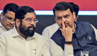 शिंदे-फडणवीस यांच्यात बैठक, एकनाथ शिंदे सत्तेत सहभागी होण्यास सकारात्मक आहेत की नाही?