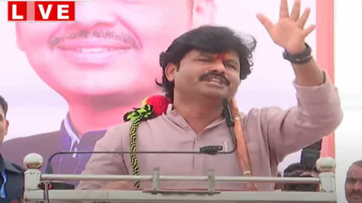 Gopichand Padalkar : '100 शकुनी मेल्यावर...', पडळकरांकडून शरद पवारांचा एकेरी उल्लेख अन् मारकवाडीत येण्याचं सांगितलं कारण Gopichand Padalkar : '100 शकुनी मेल्यावर...', पडळकरांकडून शरद पवारांचा एकेरी उल्लेख अन् मारकवाडीत येण्याचं सांगितलं कारण