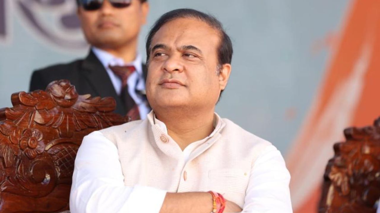 आसाममध्ये गोमांस बंदीबाबत मोठा निर्णय, मुख्यमंत्री हिमंता सरमा यांची घोषणा आसाममध्ये गोमांस बंदीबाबत मोठा निर्णय, मुख्यमंत्री हिमंता सरमा यांची घोषणा