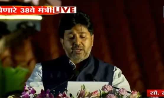 इंद्रनील नाईक - राष्ट्रवादीने नवा चेहरा म्हणून तरुण आमदार इंद्रनील नाईक यांना देखील मंत्रिमंडळात संधी दिली आहे. पुसद येथून ते सलग दोनदा निवडून आले आहेत. माजी मंत्री मनोहरराव नाईक यांचे इंद्रनील हे धाकटे पूत्र आहेत. तर माजी मुख्यमंत्री सुधाकरराव नाईक यांचे ते पुतणे आहेत.