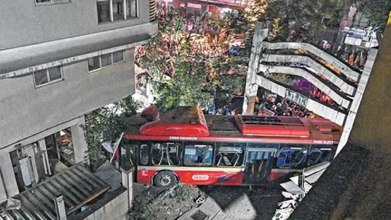 Kurla Accident : क्लचऐवजी ॲक्सिलेटर दाबला ! कुर्ला अपघातातील ड्रायव्हरच्या खुलाशाने खळबळ