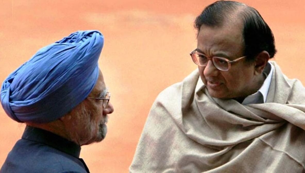 साल २००४ मध्ये मनमोहन देशाचे पंतप्रधान झाल्यानंतर तत्कालिन अर्थमंत्री पी.चिदंबरम यांच्या सोबत मिळून त्यांनी अर्थव्यवस्थेला वेग दिला. हा काळ भारतीय अर्थव्यवस्थेच सुवर्णकाळ म्हटला जातो.