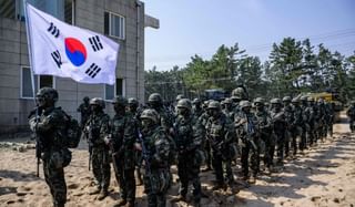 South Korea News : गदारोळानंतर दक्षिण कोरियाचे राष्ट्राध्यक्ष झुकले, 6 तासांत मार्शल लॉ घेतला मागे, लेटेस्ट अपडेट काय  ?