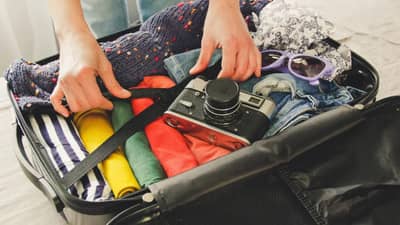 नववर्षानिमित्त फिरण्याचा प्लॅन करताय, जाणून घ्या पॅकिंग टिप्स