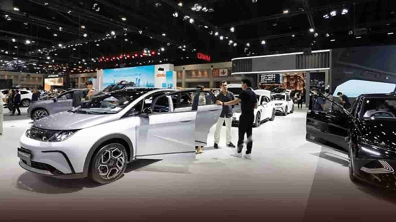 Auto Expo मध्ये या BMW कारची दमदार झलक, सादर करणार अनेक मॉडेल्स