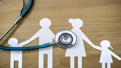 Budget 2025:  विम्यावरील करसवलत वाढल्याने मध्यमवर्ग बळकट होईल, वाढेल समृद्धी