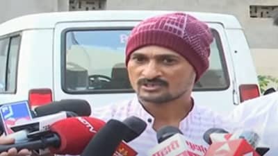 सीआयडीने कोर्टात संतोष देशमुखांच्या हत्येचं कारण सांगितलं, धनंजय देशमुख यांची पहिली प्रतिक्रिया काय?