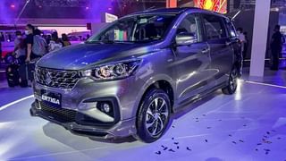 SUV चा ट्रेंड असतानाही  Maruti च्या छोट्या कारनी मारली बाजी, इतका वाढला सेल