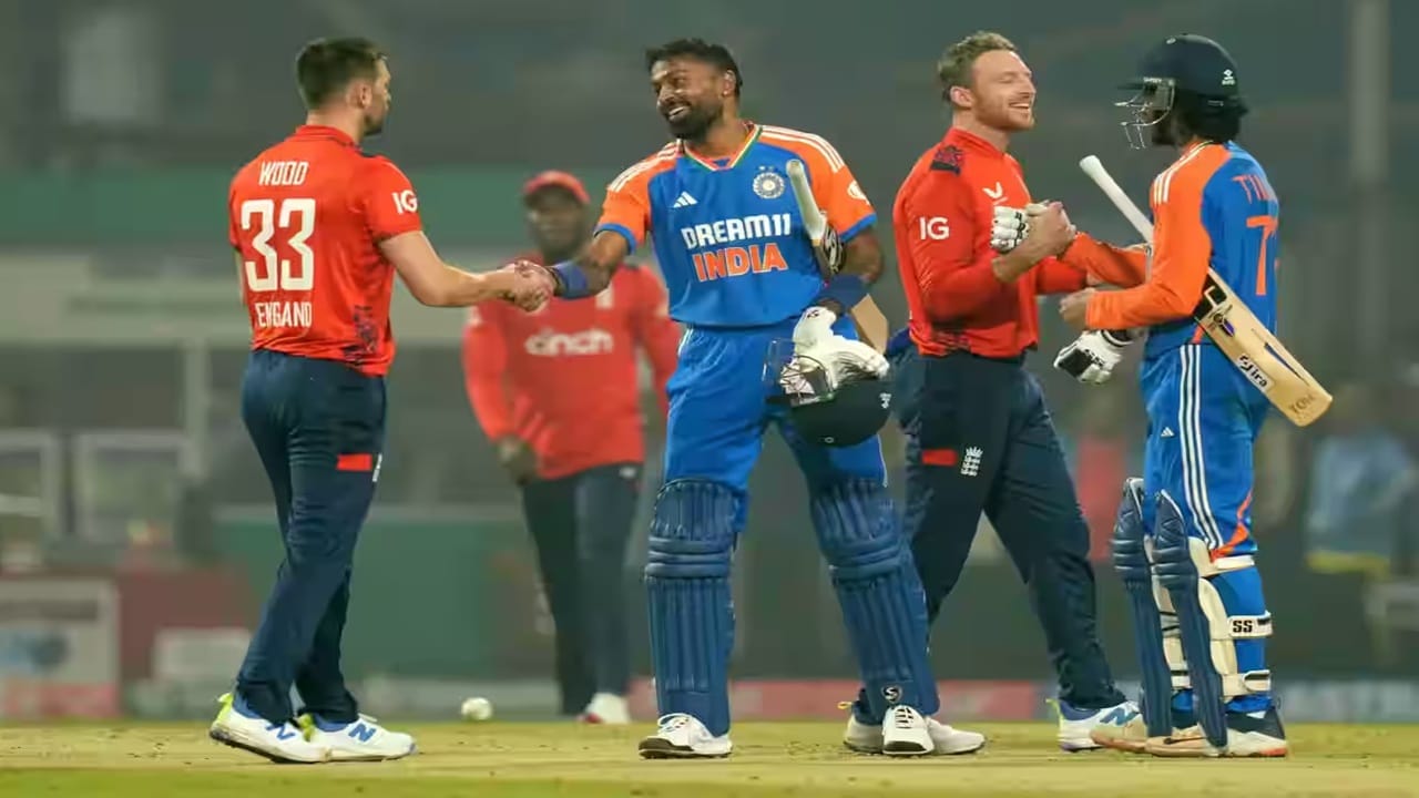 IND vs ENG 2nd T20i : दुसऱ्या सामन्याच्या वेळेत बदल? किती वाजता सुरुवात होणार? IND vs ENG 2nd T20i : दुसऱ्या सामन्याच्या वेळेत बदल? किती वाजता सुरुवात होणार?