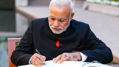 8th Pay Commission: मोदींचा पुन्हा धक्का, जो विषय कॅबिनेटमध्ये नव्हता, त्यालाच दिली मंजुरी