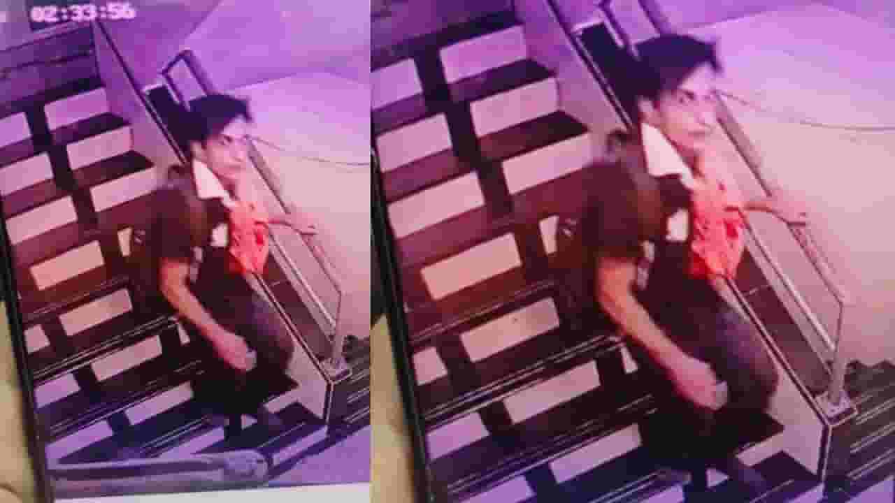 Saif Attack Update : सैफवर हल्ला करणाऱ्याची ओळख पटणार? मुंबईतील 'या' गजबजलेल्या स्टेशनच्या CCTV मध्ये कैद अन्...