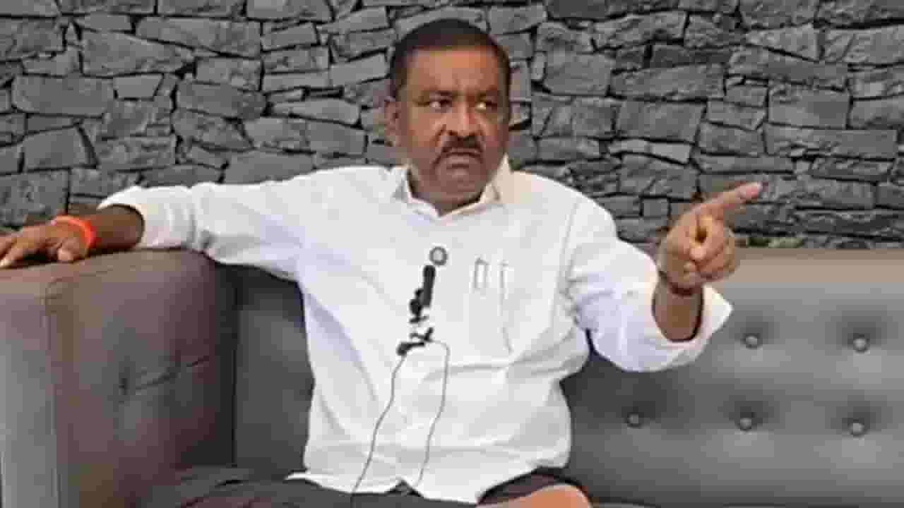 Suresh Dhas Video : 'मुन्नी बदनाम हुई अशी अवस्था...', सुरेश धस यांचा नेमका रोख कुणावर?