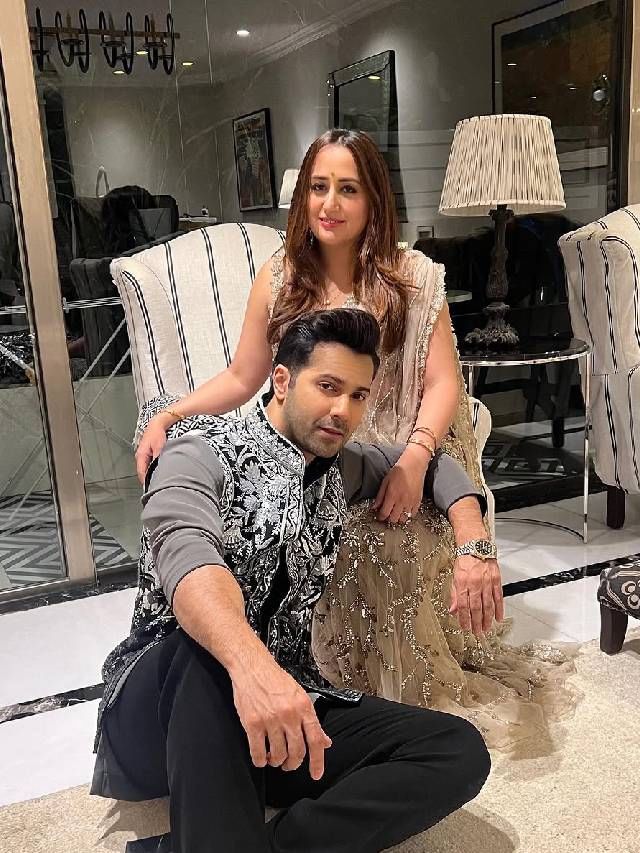 वरुण धवनने जुहूमध्ये घेतलं तब्बल इतक्या कोटींचं अपार्टमेंट वरुण धवनने जुहूमध्ये घेतलं तब्बल इतक्या कोटींचं अपार्टमेंट