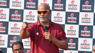 Vinod Kambli Birthday : संघर्ष करणाऱ्या कांबळीसाठी आजचा दिवस खास, बर्थ डे च्या दिवशीच केलं कधीही न विसरता येणारं काम