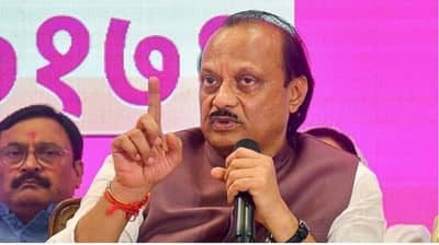 सैफ अली खानच्या हल्लेखोरासाठी पोलीसांनी जंगजंग पछाडलं, अन् पठ्ठ्या ठाण्यात सापडला, काय म्हणाले अजितदादा?