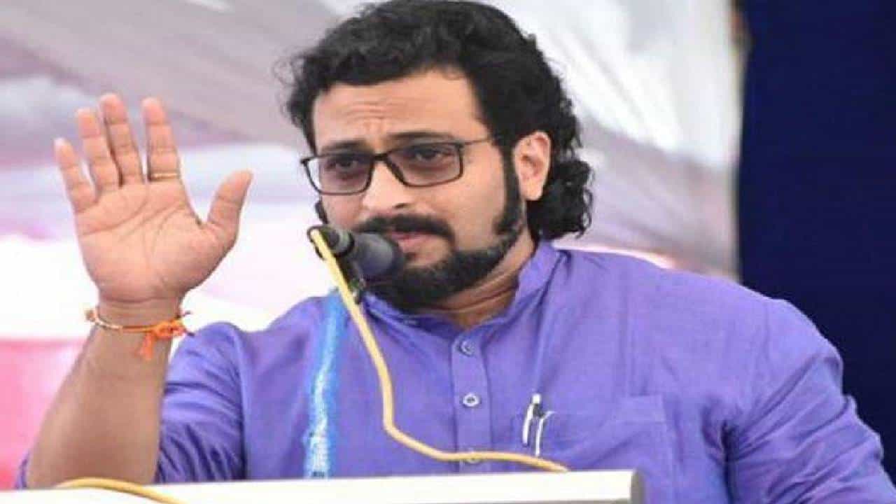 Amol Kolhe : 'मविआ'त धुसफूस? 'ठाकरे गट झोपेत अन् काँग्रेसची मोडलेली पाठ...', अमोल कोल्हेंच्या वक्तव्यानं खळबळ Amol Kolhe : 'मविआ'त धुसफूस? 'ठाकरे गट झोपेत अन् काँग्रेसची मोडलेली पाठ...', अमोल कोल्हेंच्या वक्तव्यानं खळबळ