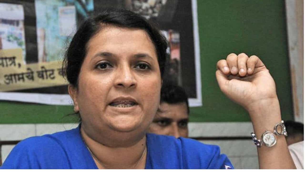 Anjali Damania Video : धनंजय मुंडेंचा राजीनामा होणार? अंजली दमानियांची उद्या पत्रकार परिषद, काय करणार मोठे गौप्यस्फोट?