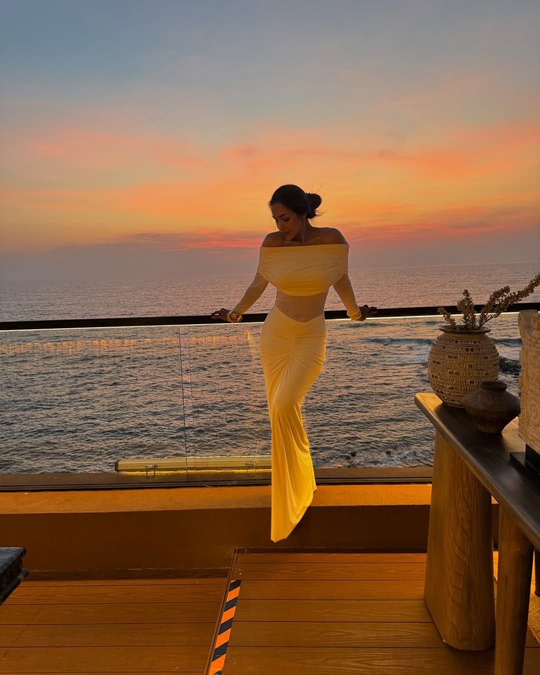 अभिनेत्री मलायका अरोरा हिला आज कोणत्याच ओळखीची गरज नाही. अभिनेत्री कायम कोणत्या न कोणत्या कारणामुळे चर्चेत असते.