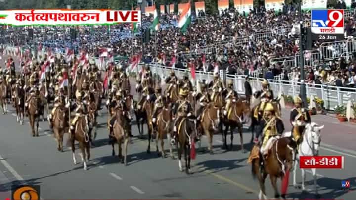 76th Republic Day celebration : प्रजासत्ताक दिनाच्या परेडमध्ये अश्वशक्ती दलाचं सादरीकरण, बघा लक्ष वेधून व्हिडीओ 76th Republic Day celebration : प्रजासत्ताक दिनाच्या परेडमध्ये अश्वशक्ती दलाचं सादरीकरण, बघा लक्ष वेधून व्हिडीओ