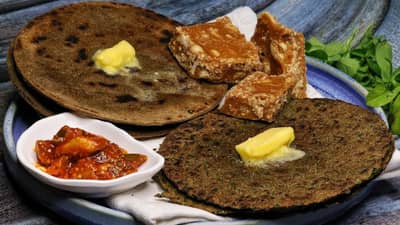 भोगीच्या दिवशी बाजरीची भाकरी का खाल्ली जाते? जाणून घ्या आरोग्यदायी फायदे...