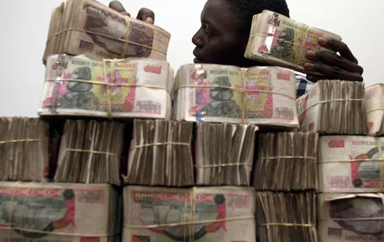 जगातला एकमेव देश जेथील चलन रद्दीच्या भावात वजन करुन घेतात, काय आहे नाव ?