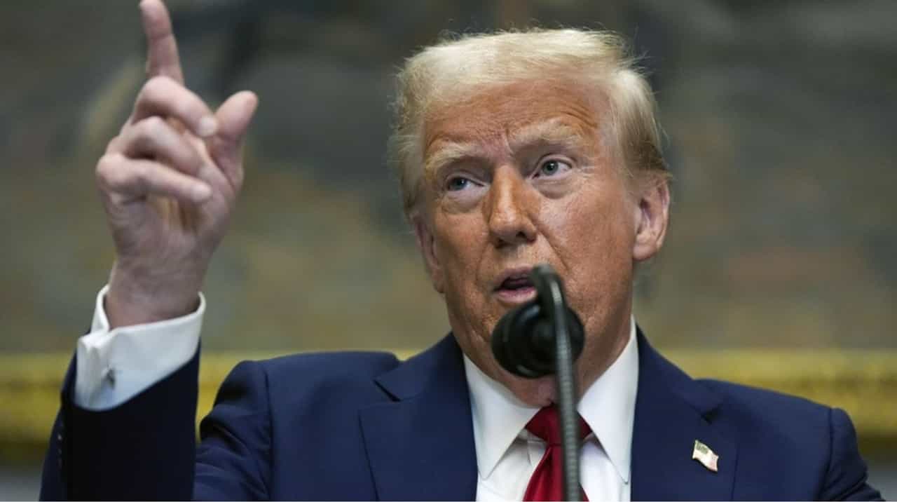 Donald Trump : सत्तेवर येताच डोनाल्ड ट्रम्प यांनी थेट तीन देशांविरोधात उचललं मोठ पाऊल