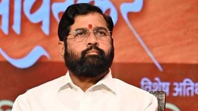 “मला भिती वाटते माझं वक्तव्य मोठं… ठाकरेंना संपवून शिंदेंना आणलं आता नवीन ‘उदय”, काँग्रेस नेत्याच्या विधानानं खळबळ