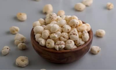 वयानुसार रोज किती मखाने खावे? जाणून घ्या तज्ज्ञांचे मत