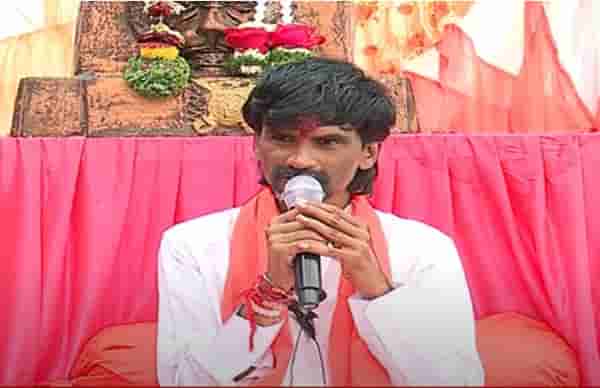 Jarange Patil Video : ‘छगन भुजबळ सडलेल्या डोक्याचा, तो स्वप्न बघून मरेल पण…’, मनोज जरांगे पाटलांनी पुन्हा डिवचलं