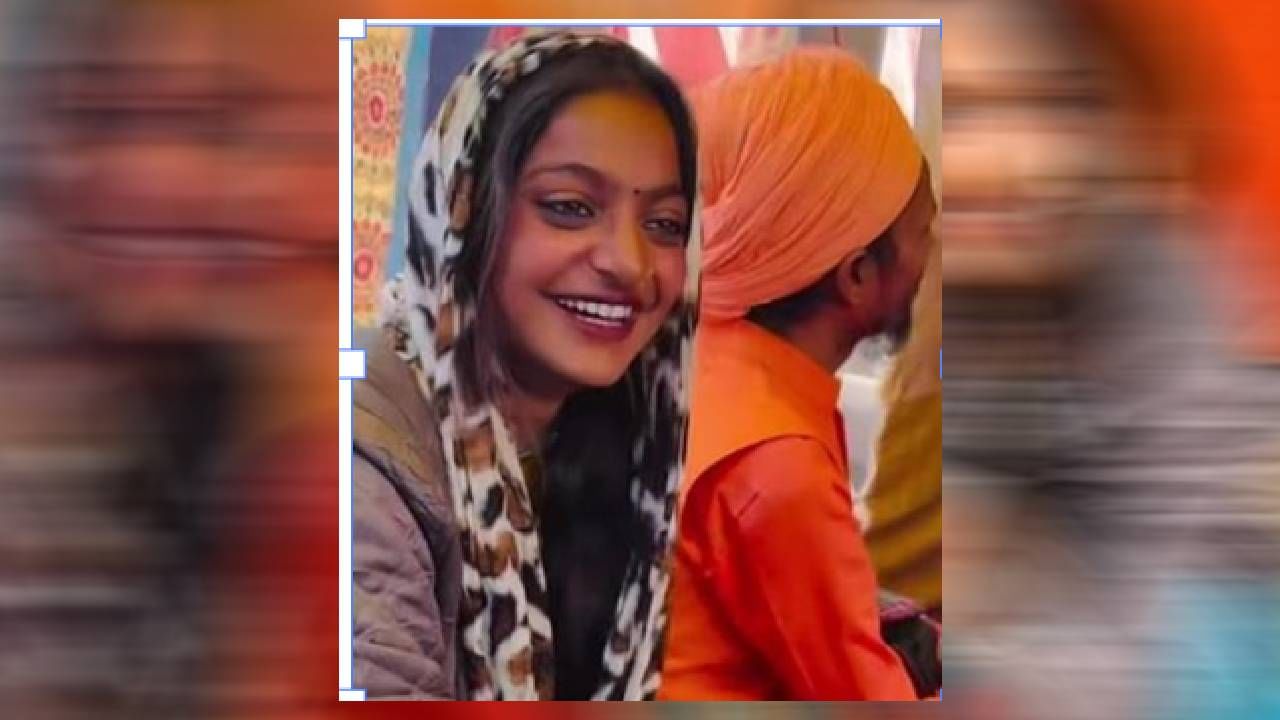 मोनालिसाला अभिनयाचा अनुभव नाही, पण तिला अभिनयाचे संपूर्ण प्रशिक्षण दिले जाईल, असे चित्रपट निर्मात्याने सांगितले आहे. अभिनयाच्या दुनियेत पाऊल ठेवण्याची ही संधी मोनालिसासाठी एखाद्या स्वप्नापेक्षा कमी नाही.