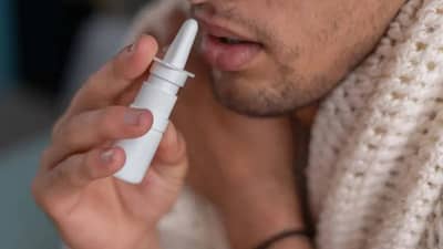 नाक बंद झाल्यामुळे त्रास होतोय? मग हे घरगुती उपाय ठरतील फायदेशीर