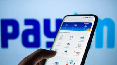 फिनटेक फर्ममध्ये घाटा कमी... मॅक्वेरीने पेटीएमचं टार्गेट प्राइस ठेवलं 730 रुपये; शेअर बाजारात काय घडलं?