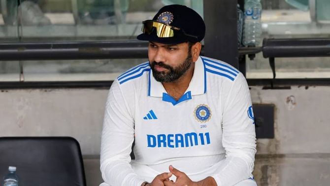 Rohit Sharma : वर्ल्ड कप जिंकल्यावर 6 महिन्यात करिअर फिनिश ?