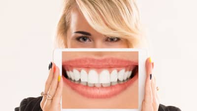 कोणी रंग बदलणारे सरडे, कोणी अतिहुशार; तुमचे दात सांगतात तुमचा स्वभाव?