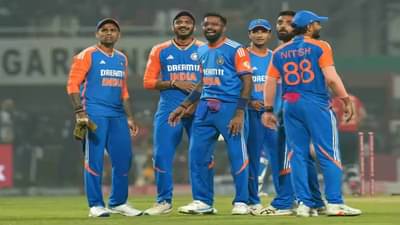 Hardik Pandya : नववर्षात हार्दिक पंड्याचा धमाका, जसप्रीत बुमराहसह भुवनेश्वर कुमारला पछाडलं, महारेकॉर्ड ब्रेक