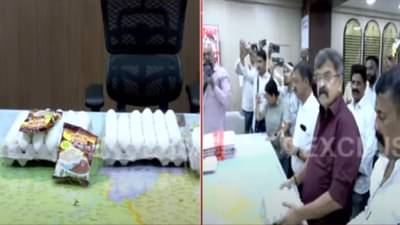 Jitendra Awhad Video : ठाणे जिल्हाधिकारी कार्यालयात धडक.. रिकाम्या खुर्चीसमोर अंड्यांचा खच, जितेंद्र आव्हाड का भडकले?