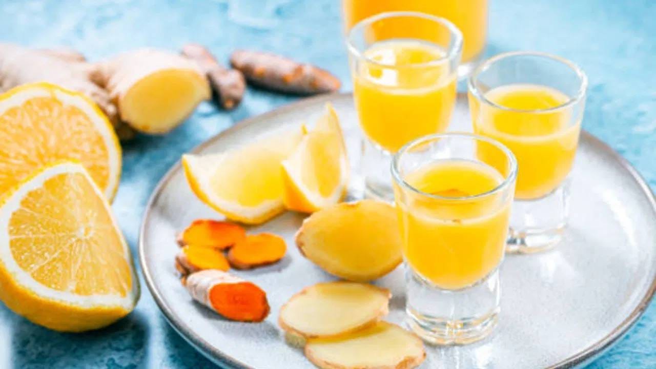 Termeric Benefits: दररोज सकाळी हळदी शॉट्स प्या, रोगप्रतिकारकशक्तीसह मेंदूचे आरोग्य होईल निरोगी....