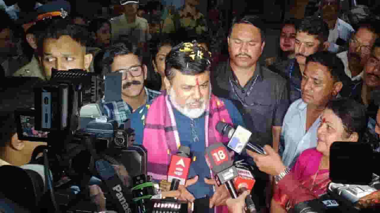 Uday Samant Video : रत्नागिरीतून ठाकरे गटाला खिंडार पडायला सुरूवात अन्...उदय सामंतांचा मोठा दावा काय?